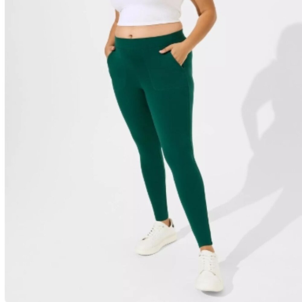 NWT Full Length Signature Waist Pocket Legging, SZ 2